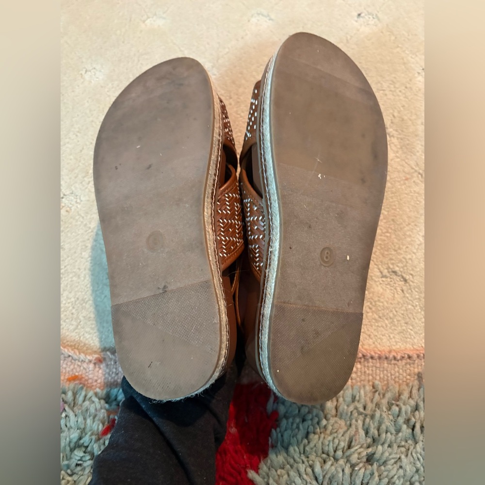 Universal Thread Brown And White Patterned Sandals - image 5